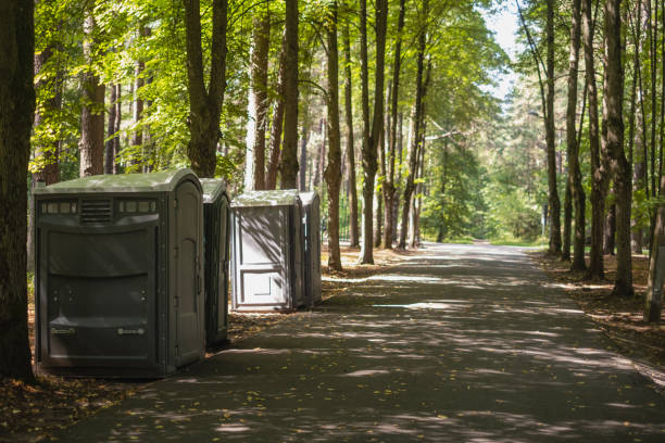Best Portable restroom trailer rental  in Woodburn, VA
